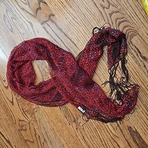 Scarf wrap paisley design